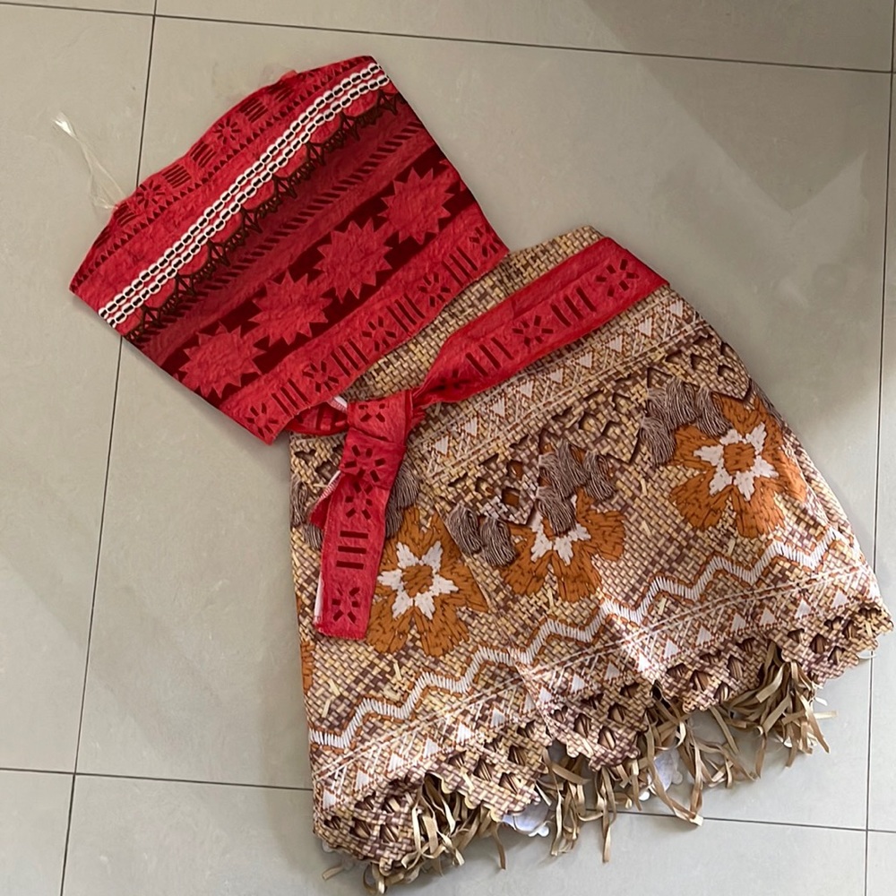 NWT-Moana Costume
